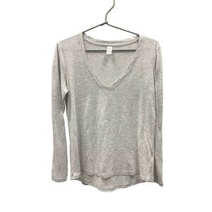 Alternative Lightweight V-Neck